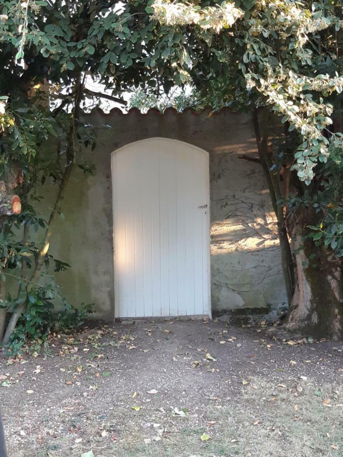 Villa L'Abri D'Emilie Saint-Xandre Exterior foto